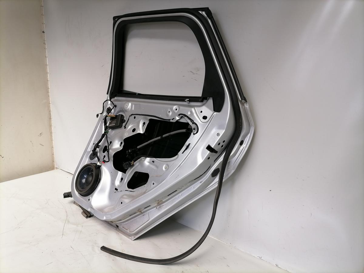 Ford Focus 3 original T&uuml;r hinten rechts Polar Silber Kombi Rohbau Bj.2013